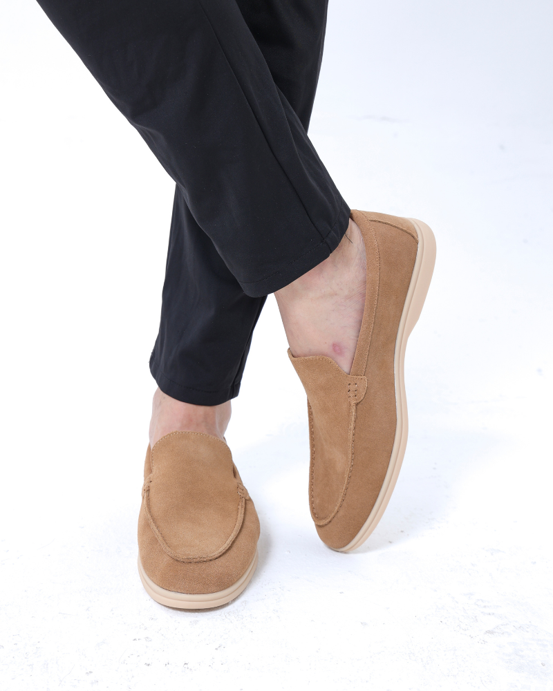 St. James – Mocassins confortables en daim caramel