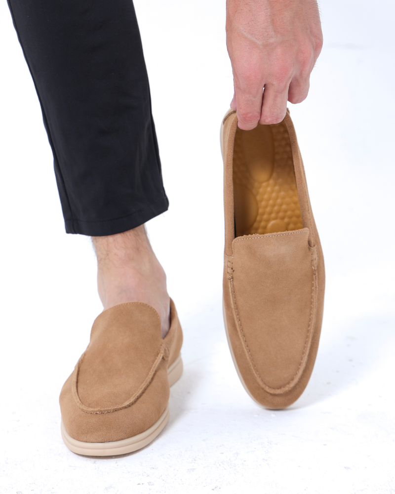 St. James – Mocassins confortables en daim caramel