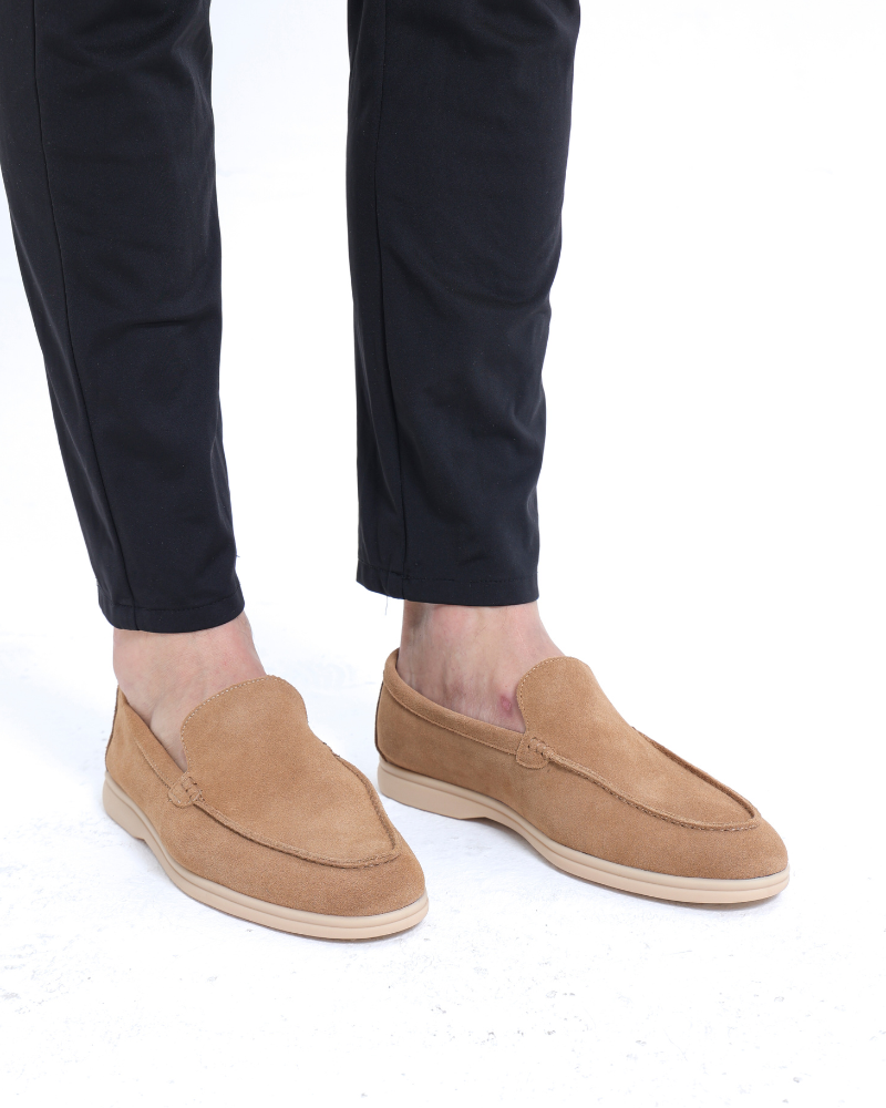 St. James – Mocassins confortables en daim caramel